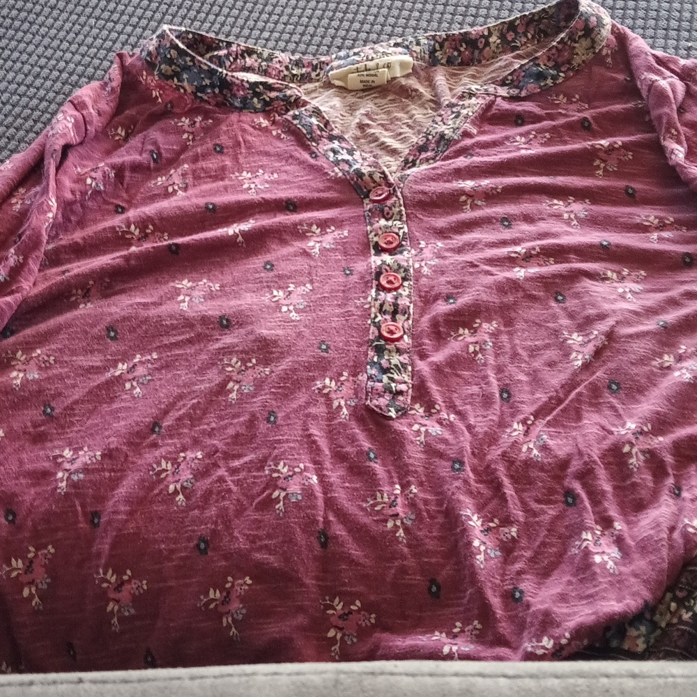 Long sleeved shirt